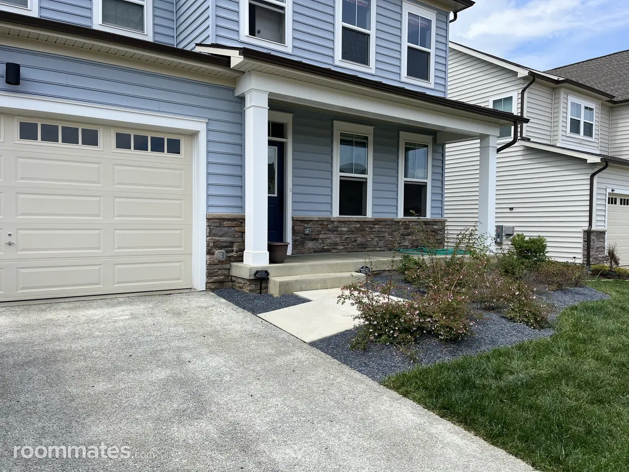 Profile photo 3 of 9