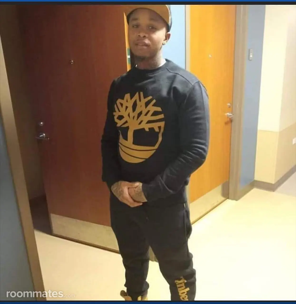 Profile photo 1 of 1