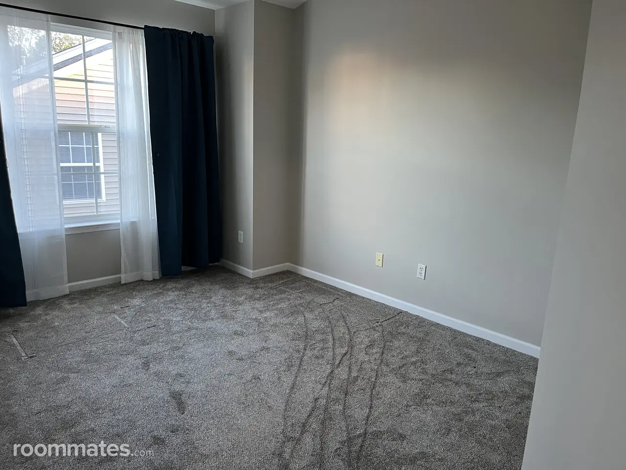 Profile photo 3 of 10