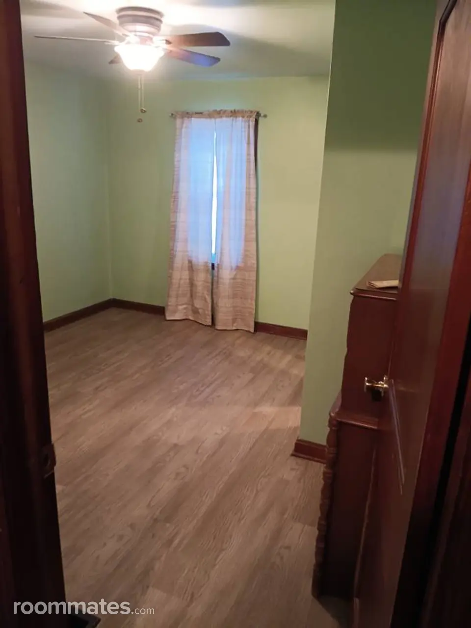 Profile photo 7 of 13