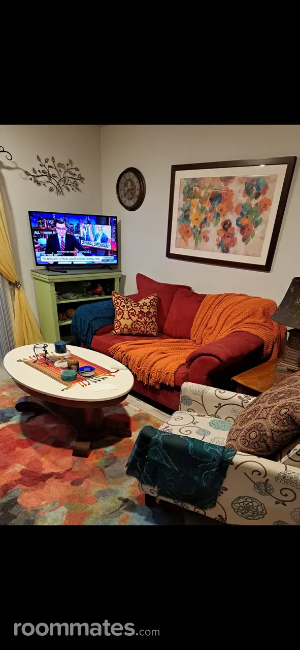 Profile photo 1 of 5