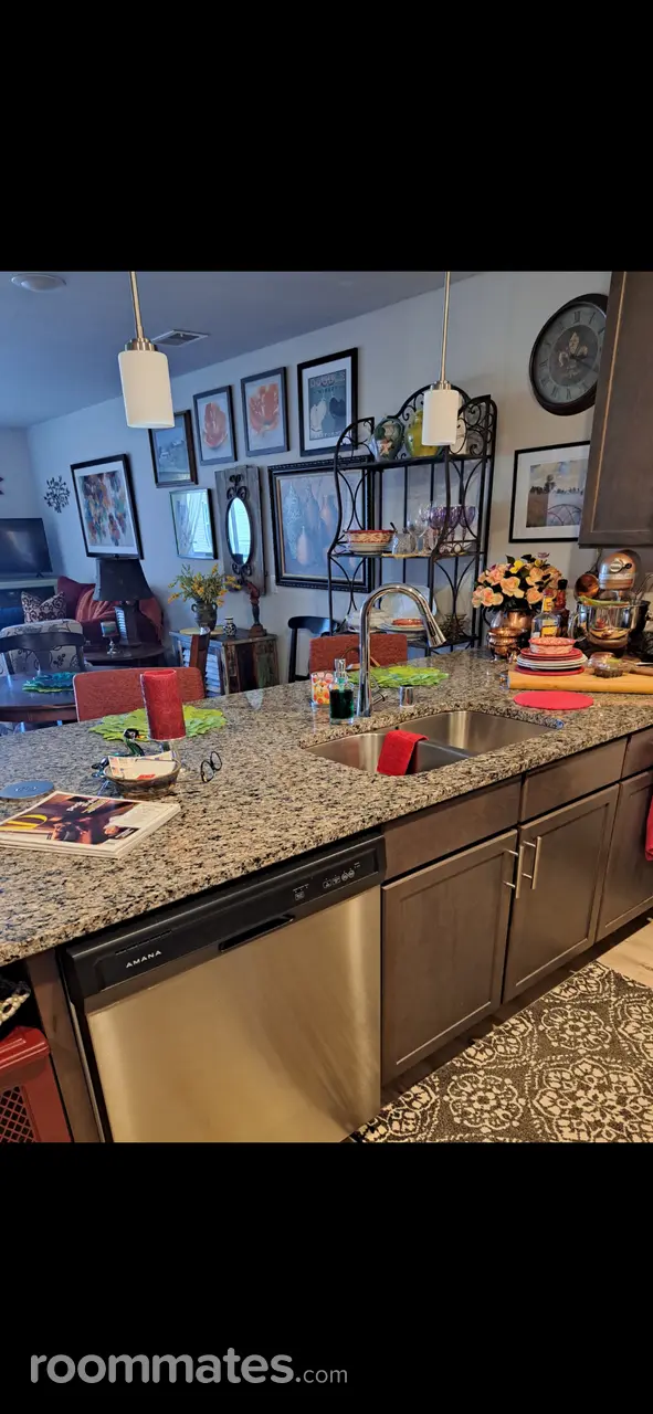 Profile photo 4 of 5