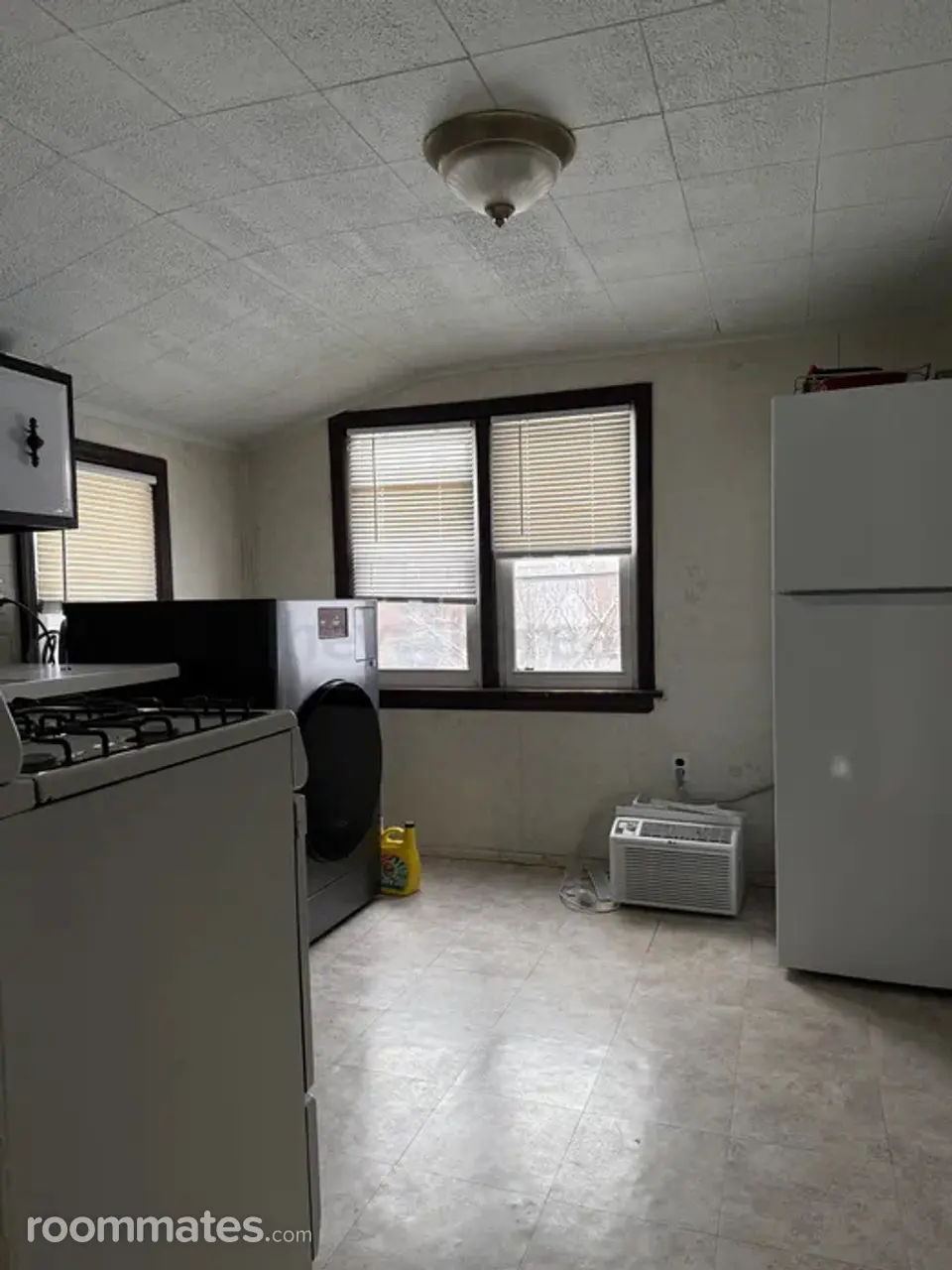 Profile photo 4 of 5