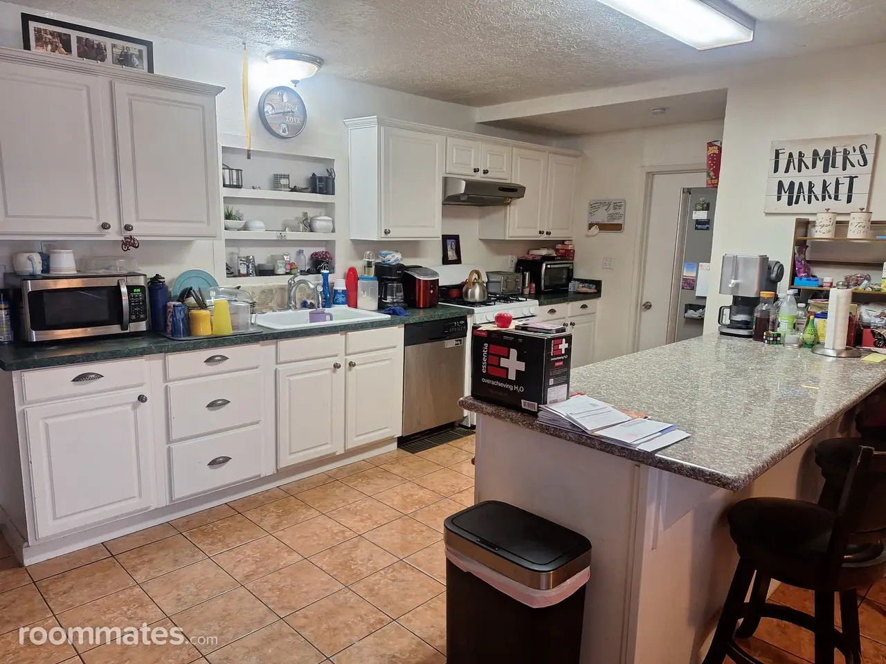 Profile photo 5 of 12