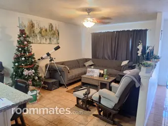 Room for rent in Apple Valley, CA $850, house