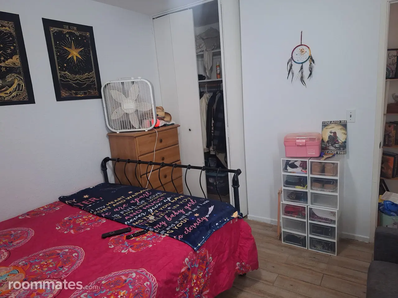 Profile photo 9 of 12