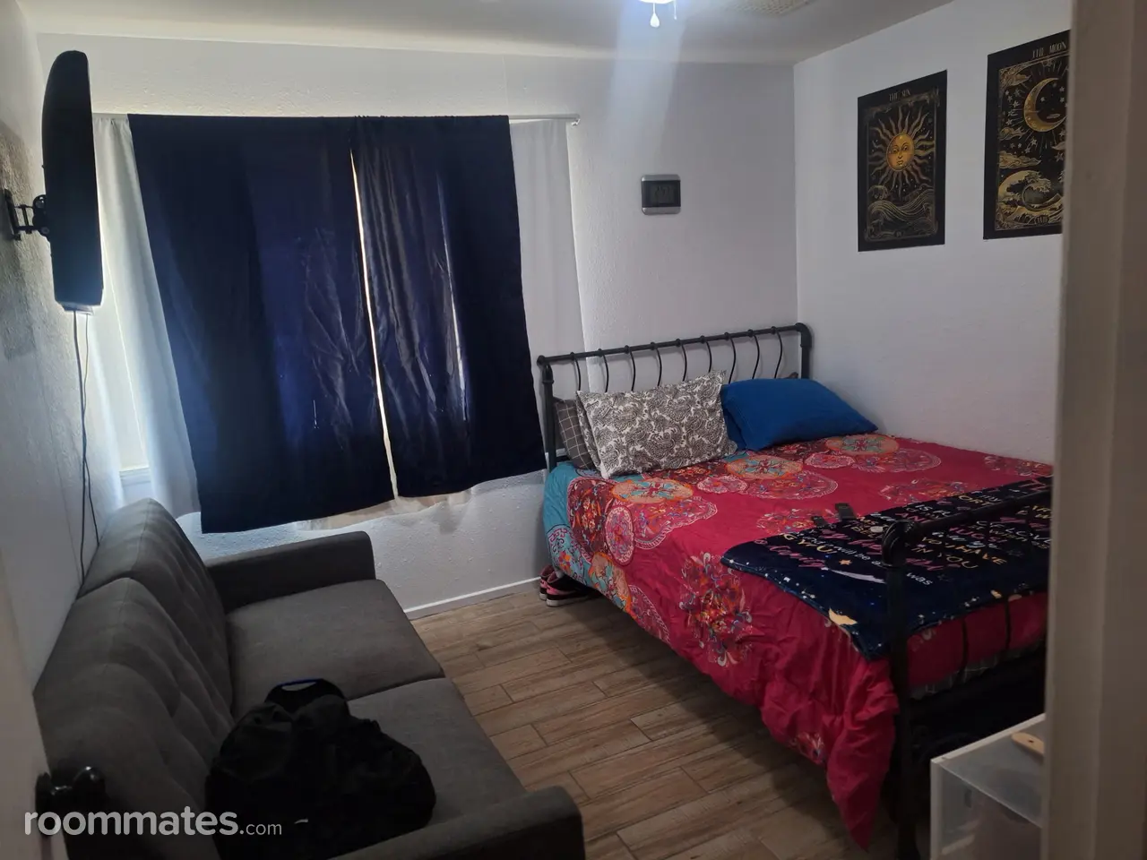 Profile photo 3 of 12