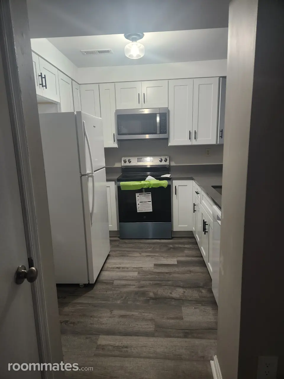 Profile photo 2 of 6