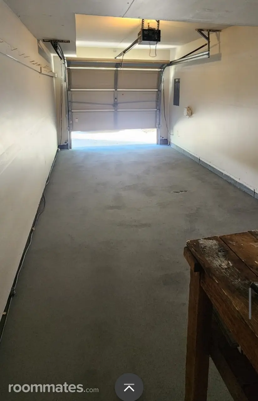 Profile photo 1 of 7