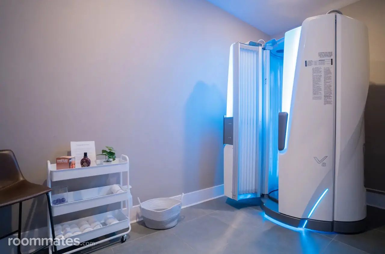 Profile photo 3 of 13