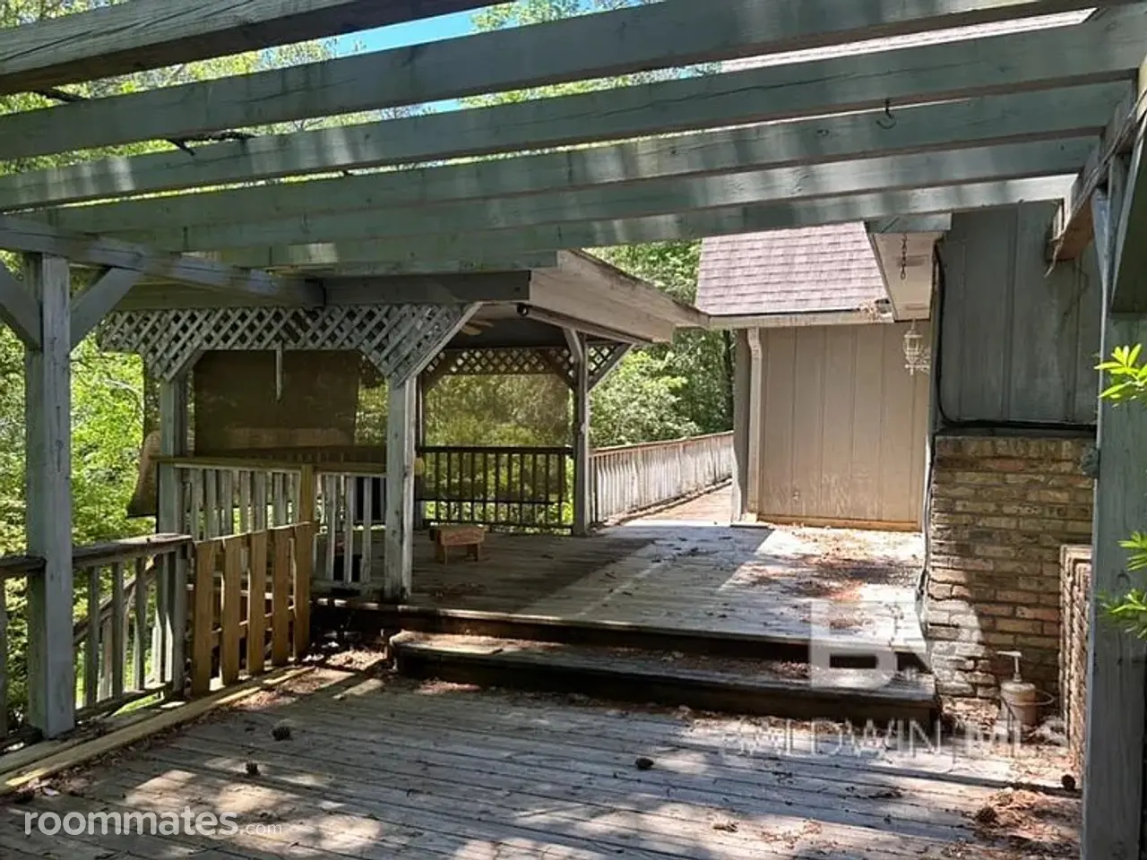 Profile photo 5 of 8