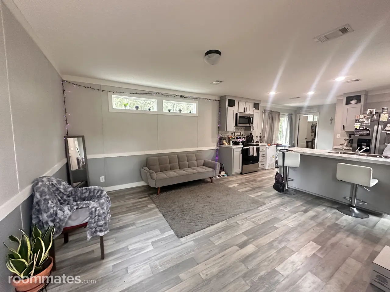 Profile photo 8 of 11