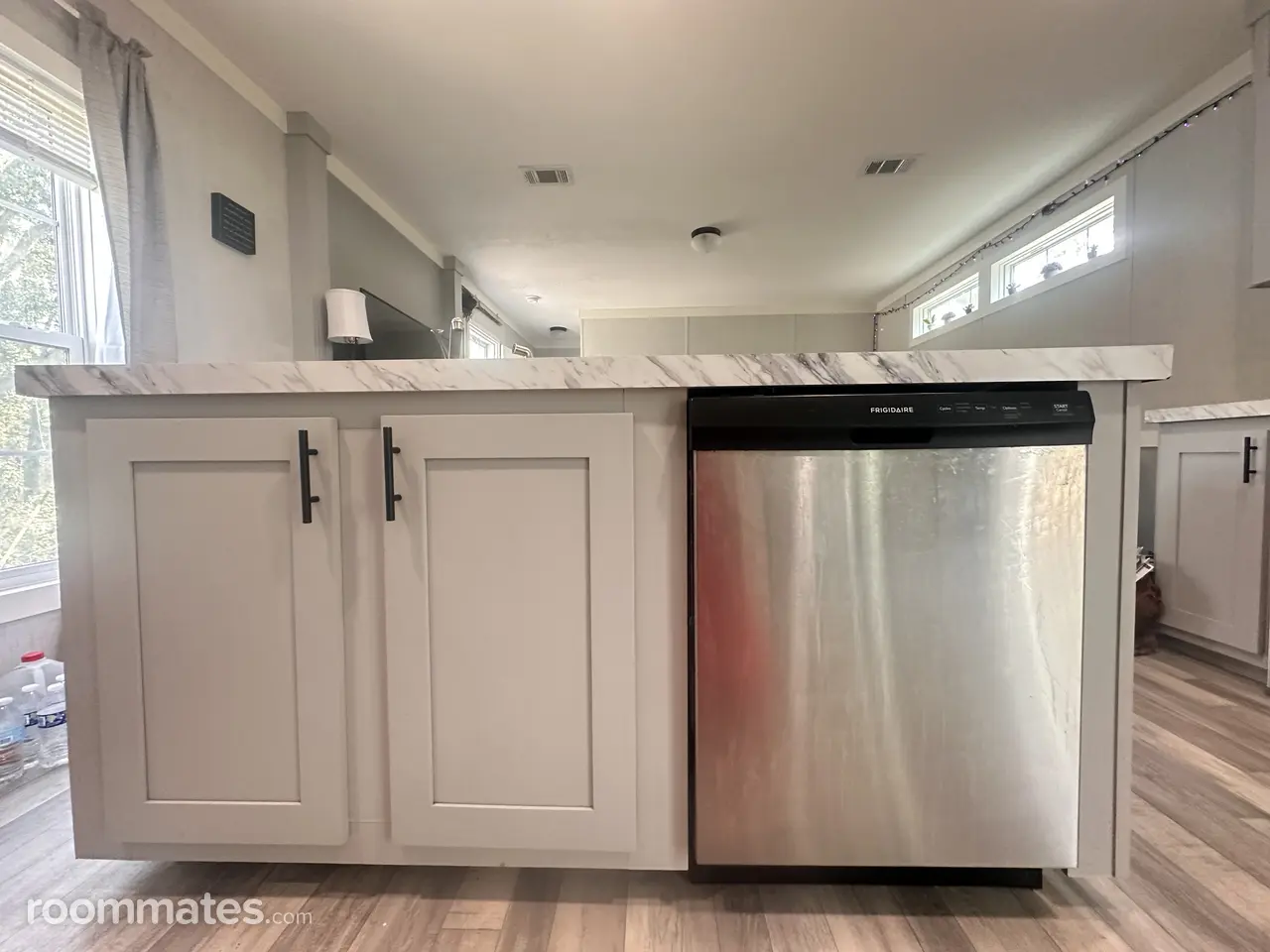 Profile photo 4 of 11