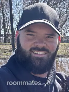 Roommate looking Liverpool, NY, $700