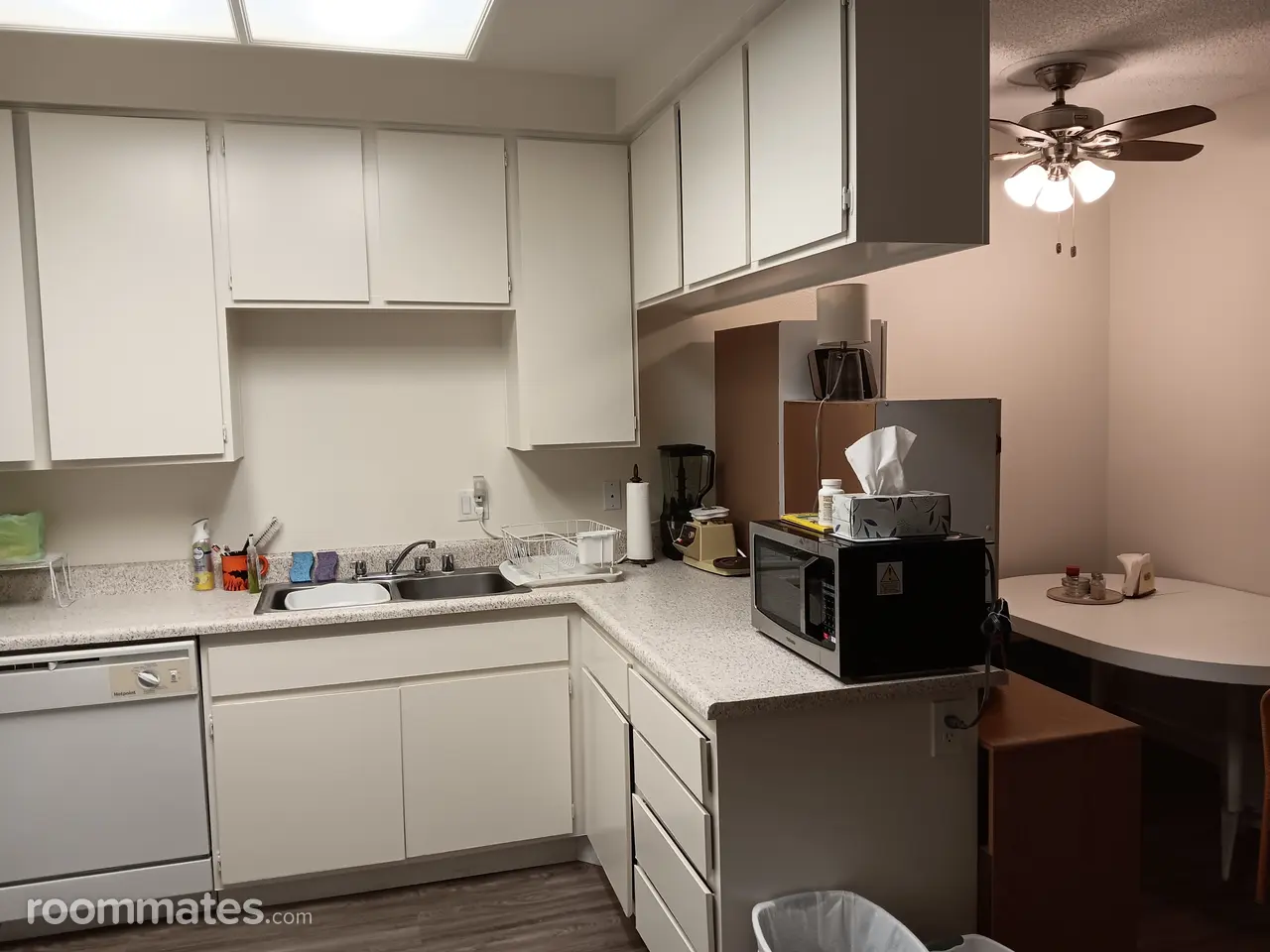 Profile photo 7 of 11