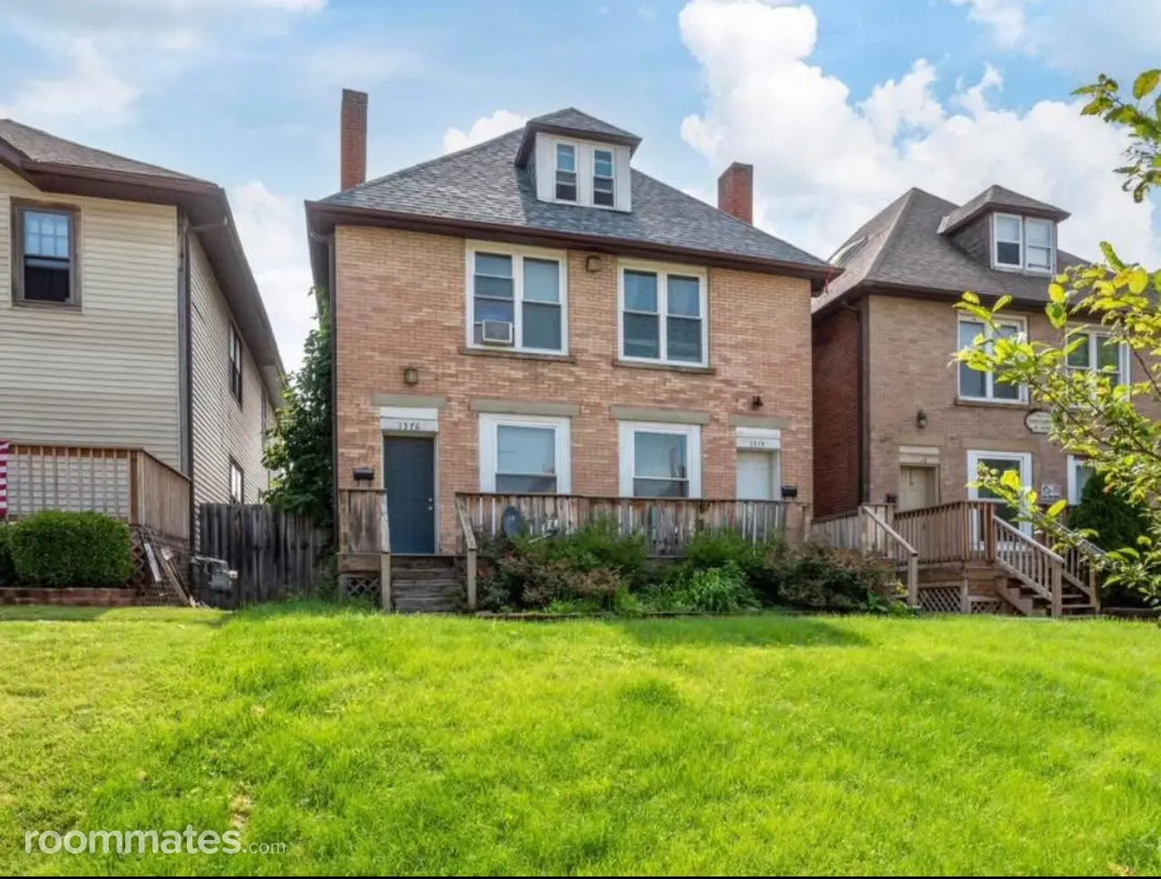 Profile photo 2 of 6