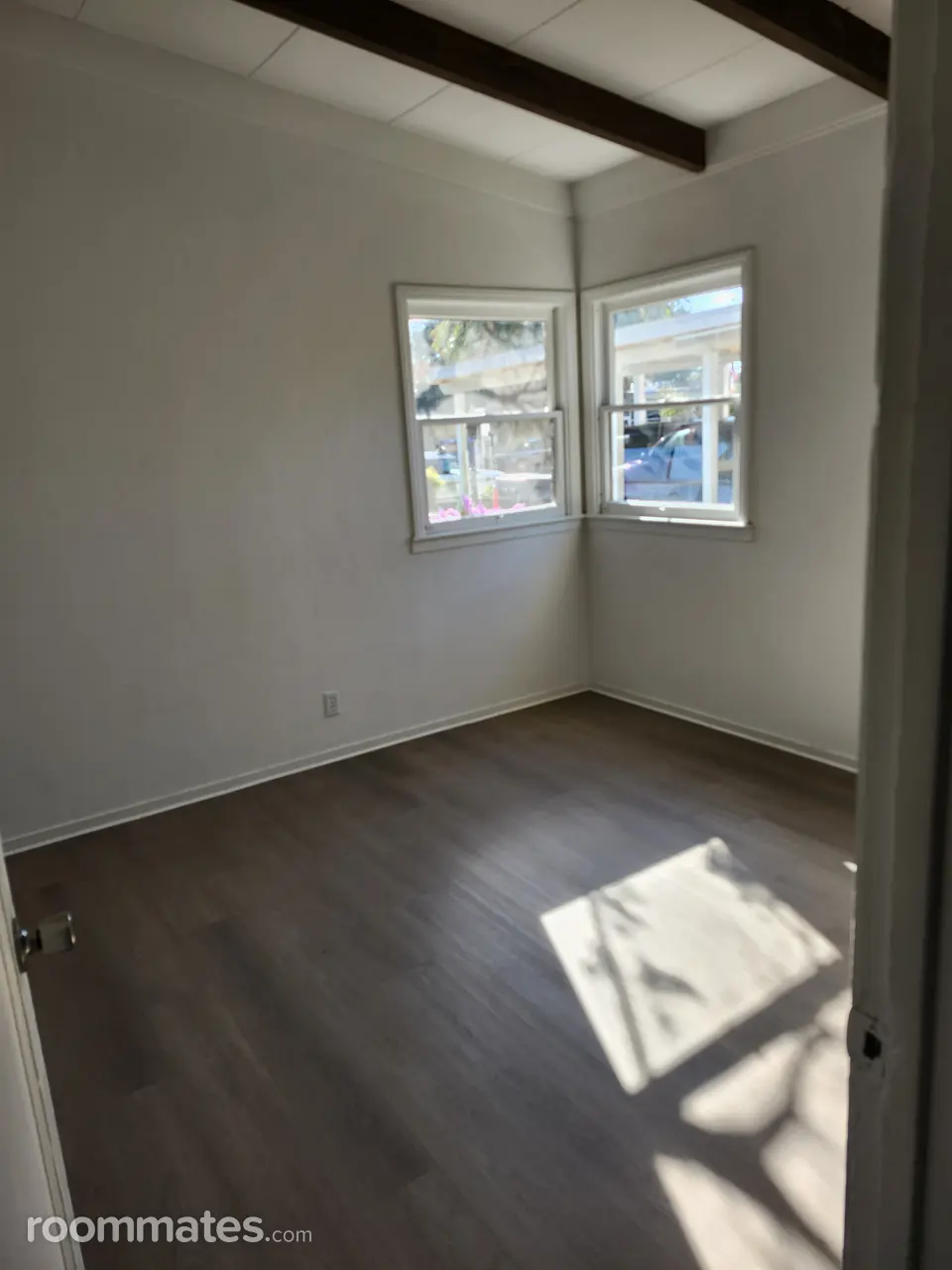 Profile photo 3 of 4