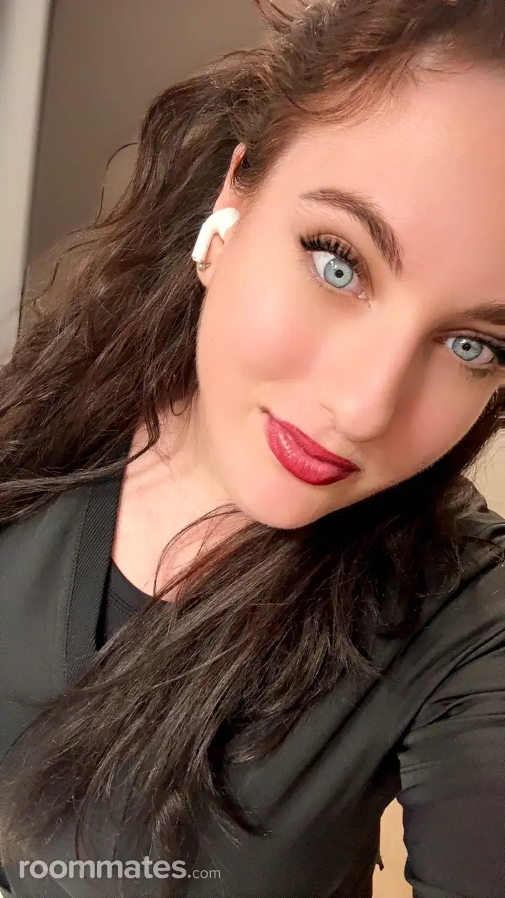 Profile photo 1 of 8