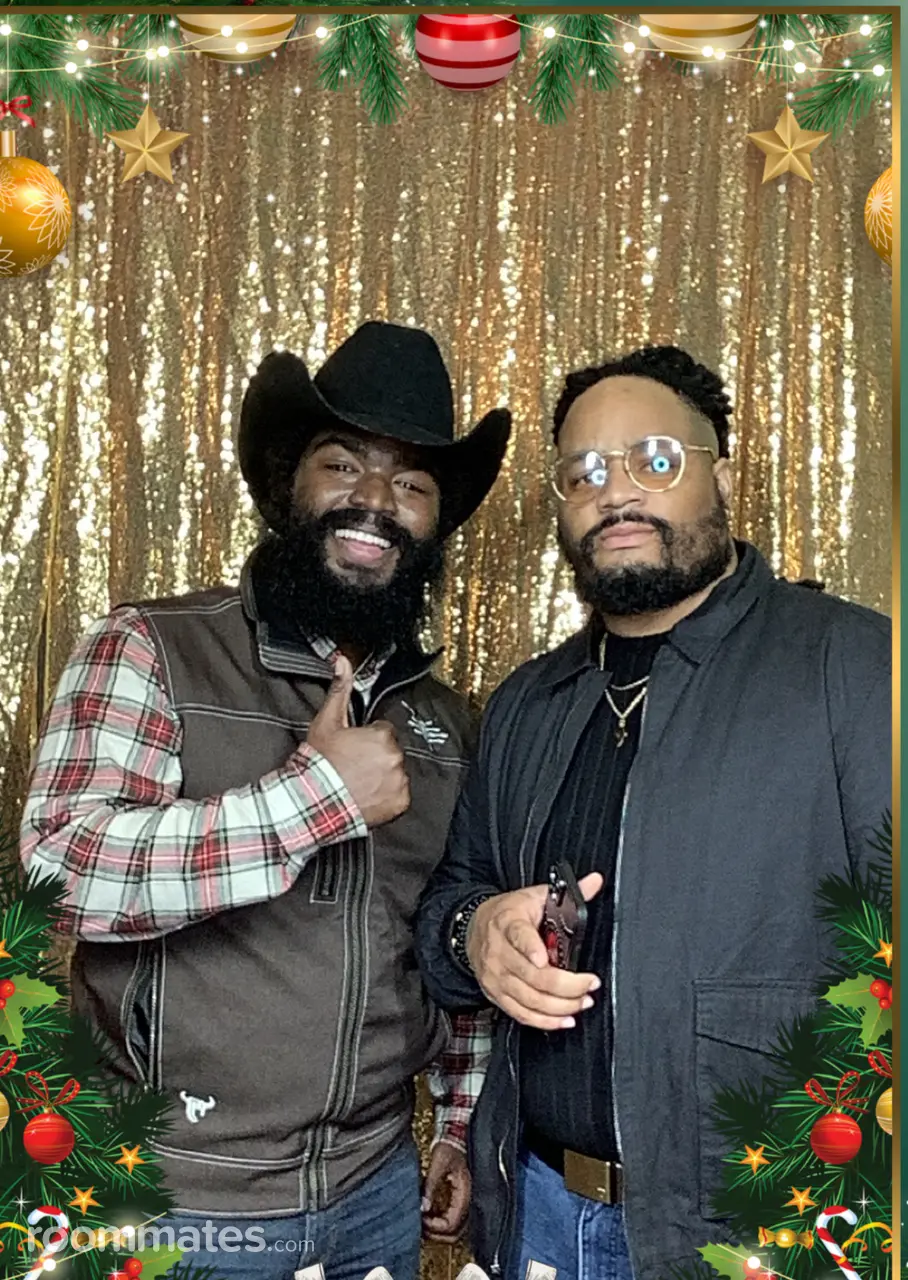 Profile photo 10 of 11