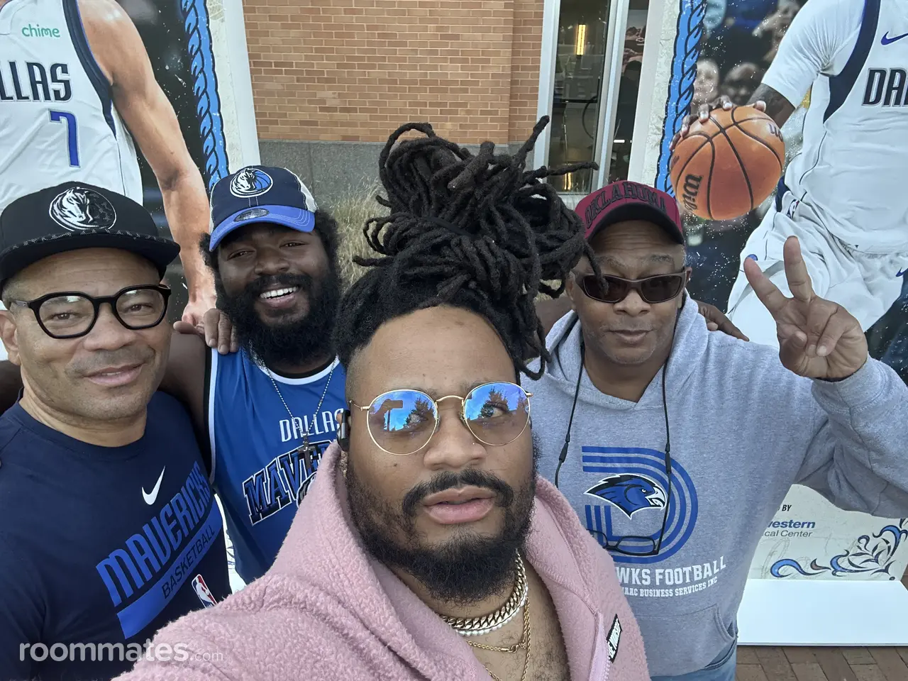 Profile photo 7 of 11