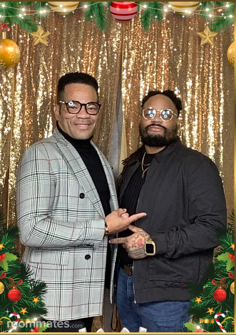 Profile photo 4 of 11