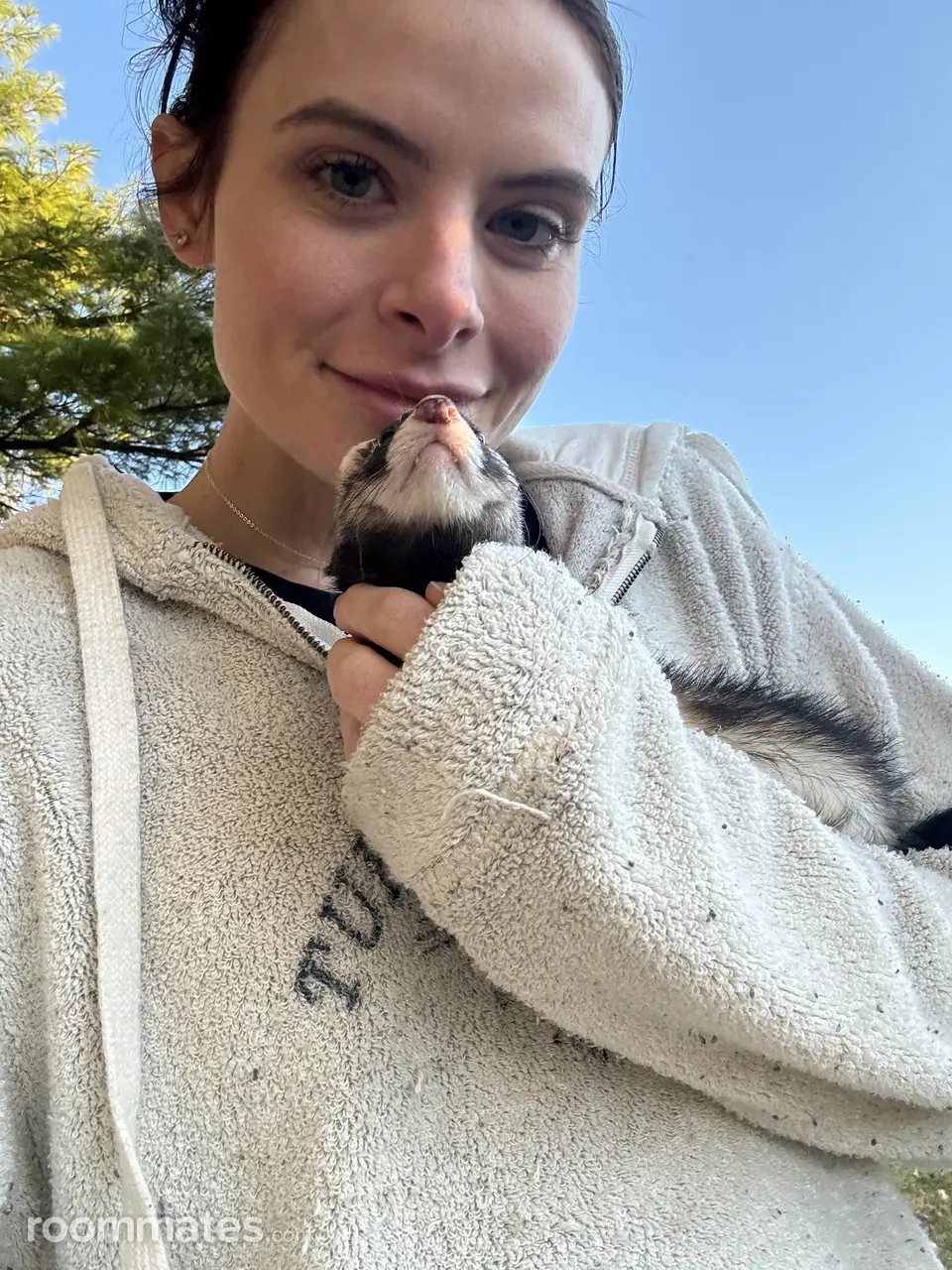 Profile photo 1 of 4