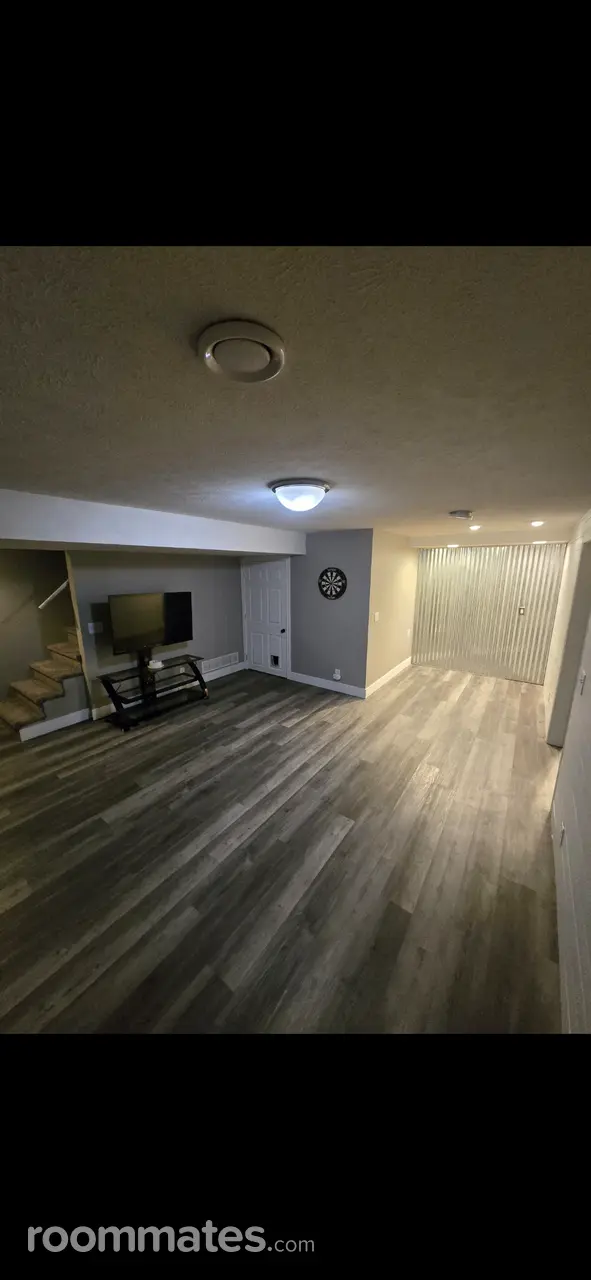 Profile photo 4 of 18