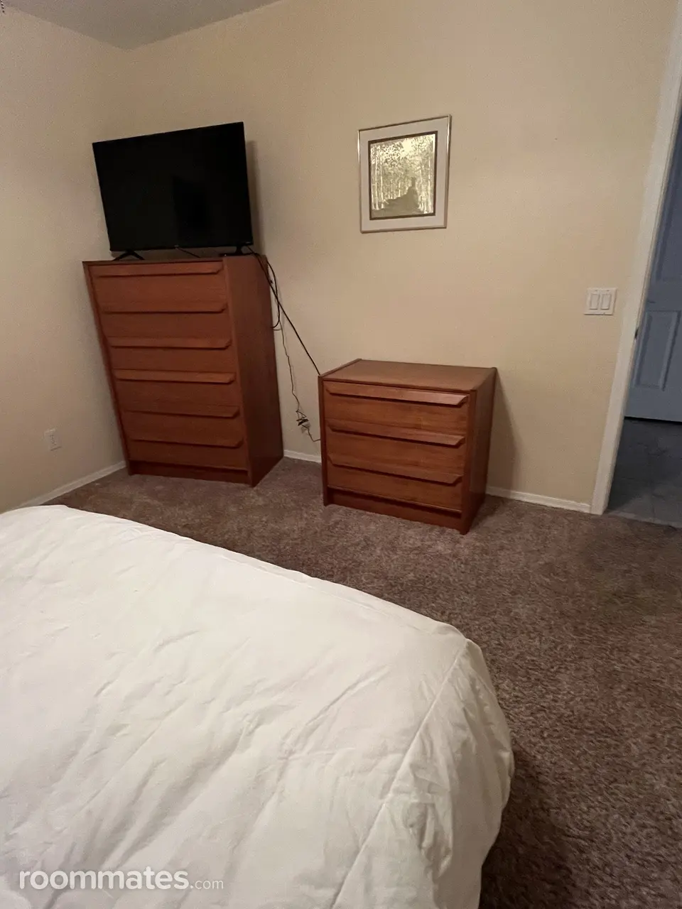 Profile photo 4 of 10