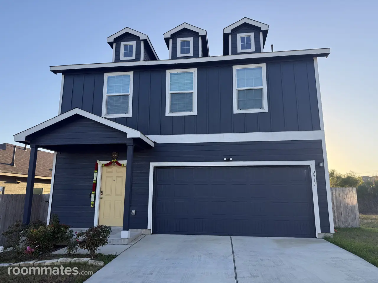 Profile photo 2 of 3