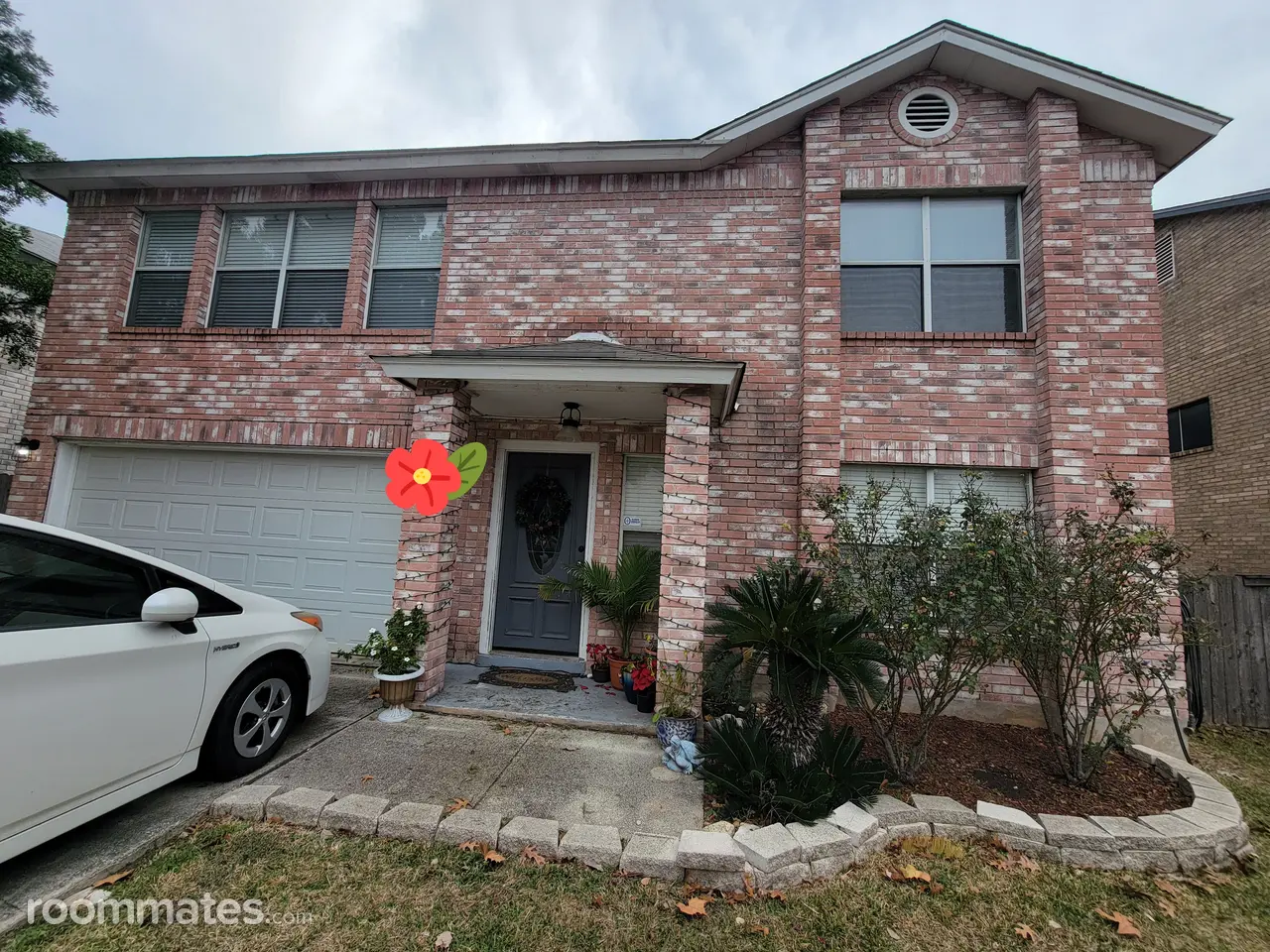 Profile photo 1 of 4