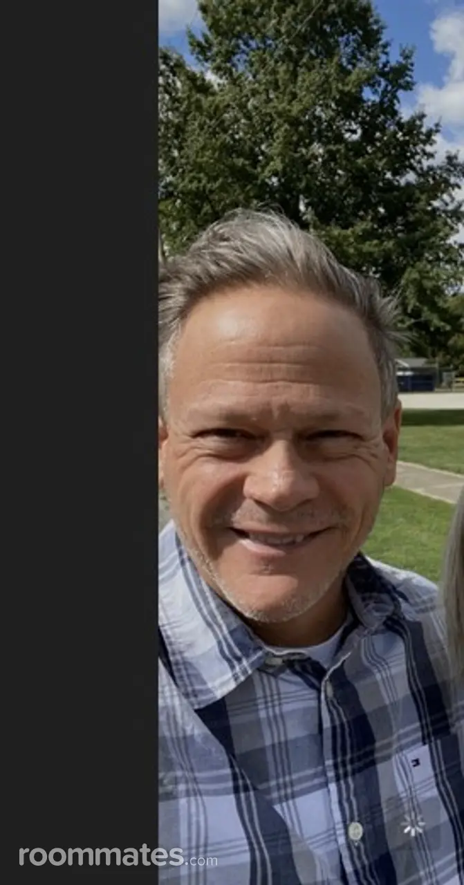 Profile photo 1 of 1