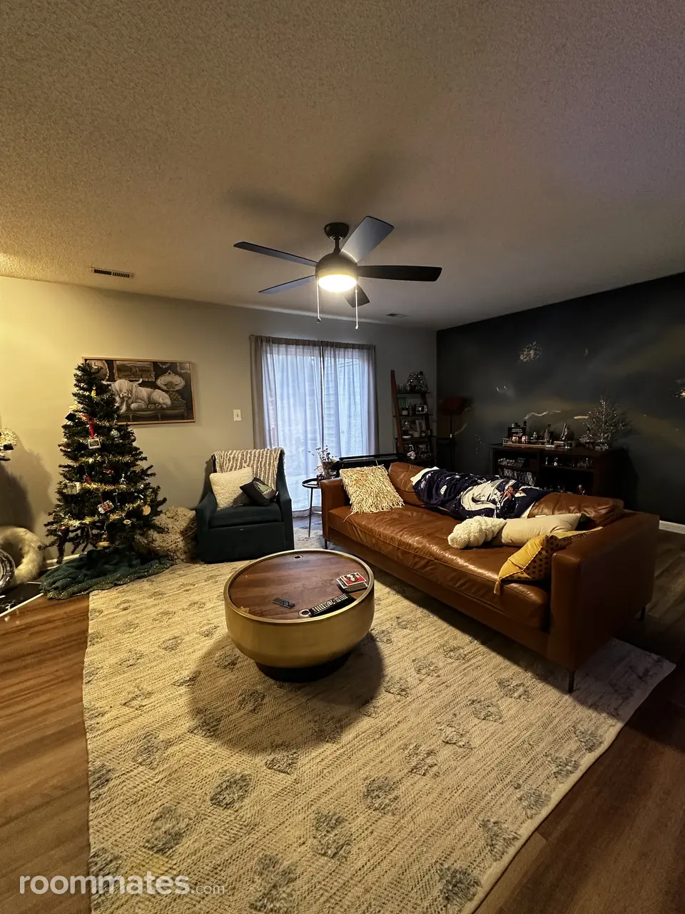 Profile photo 8 of 15