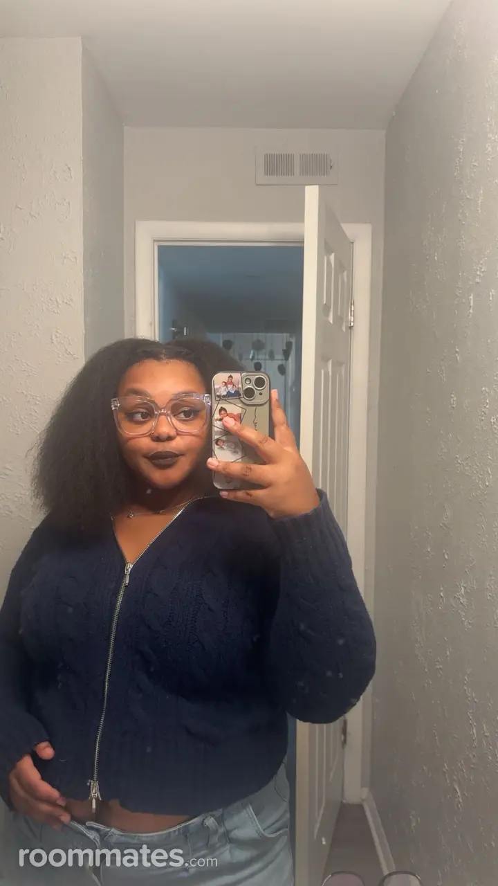 Profile photo 4 of 5