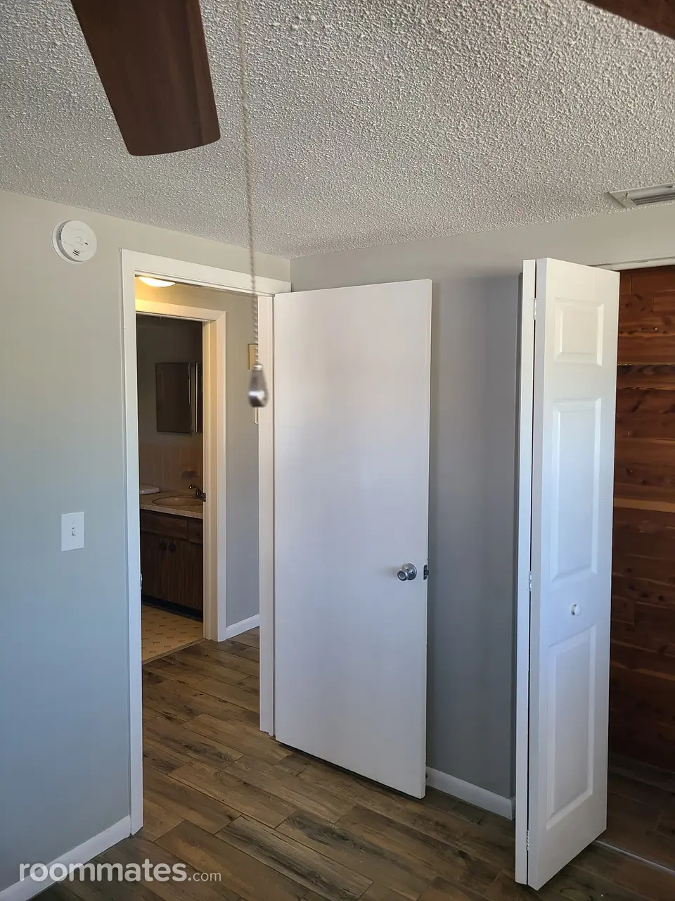 Profile photo 2 of 11