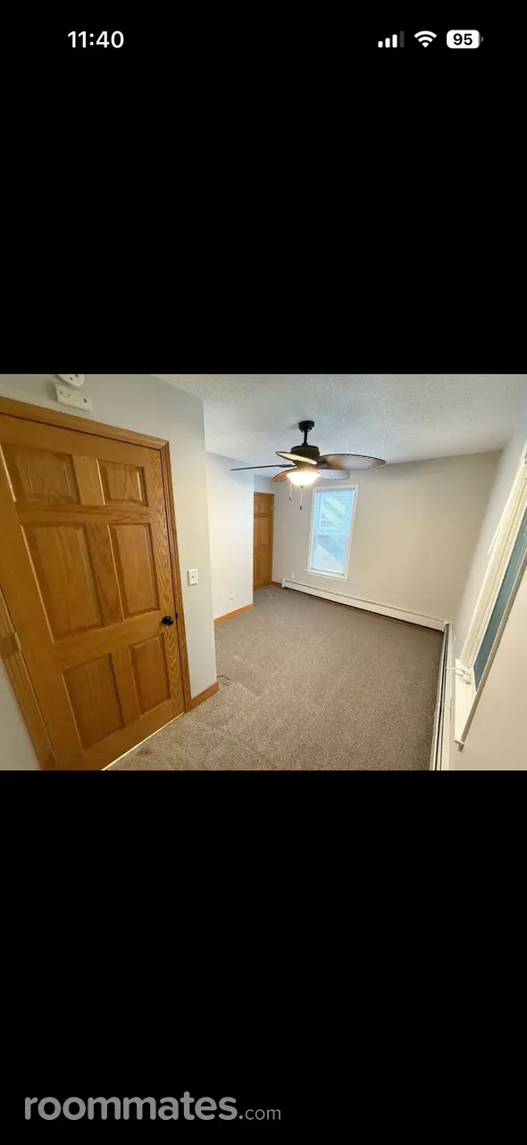 Profile photo 8 of 16