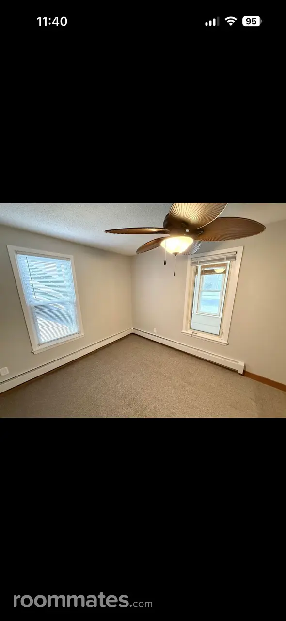 Profile photo 5 of 16