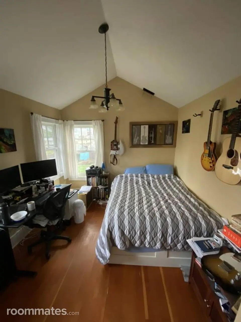 Profile photo 3 of 4