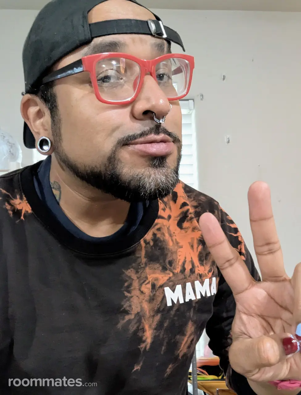 Profile photo 11 of 11