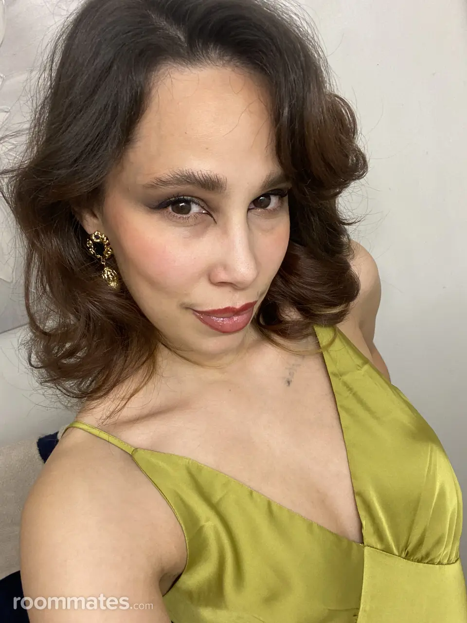 Profile photo 1 of 4