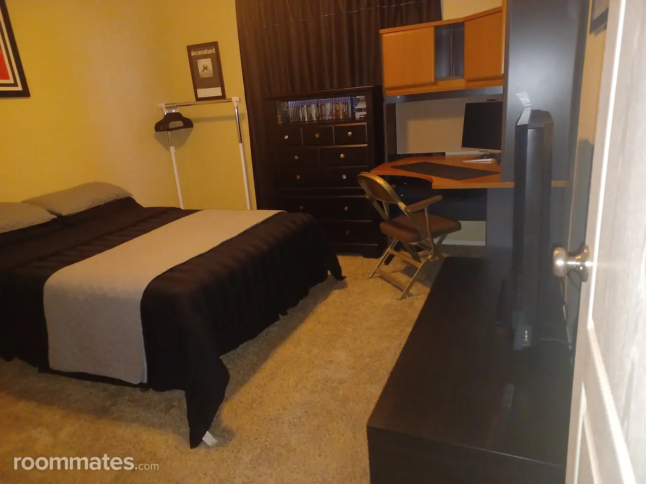 Profile photo 2 of 11