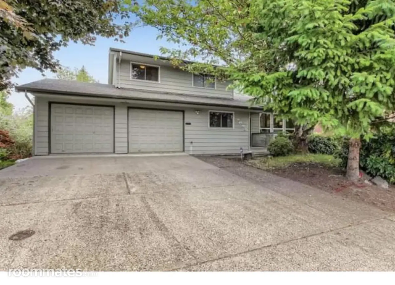 Profile photo 8 of 11