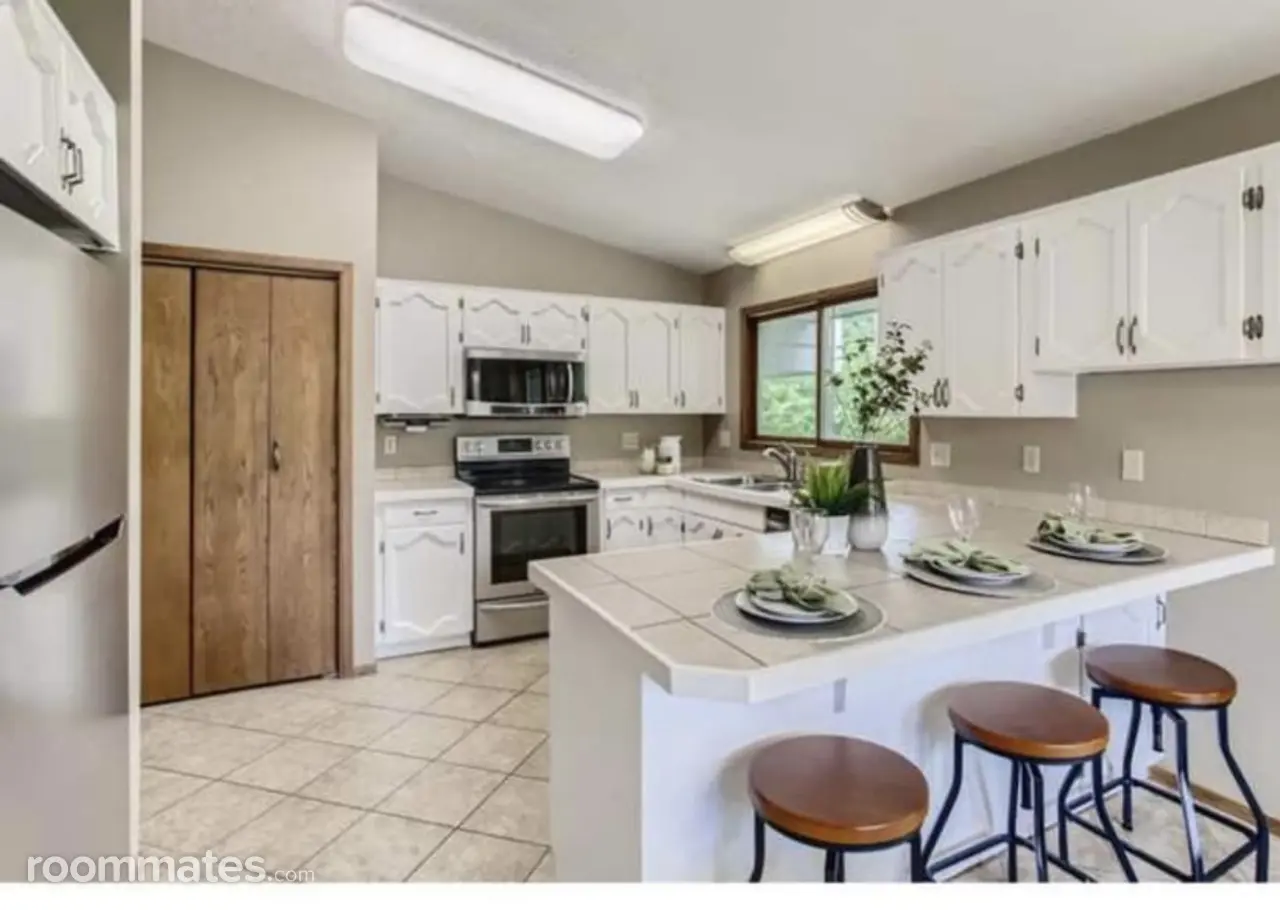 Profile photo 1 of 11