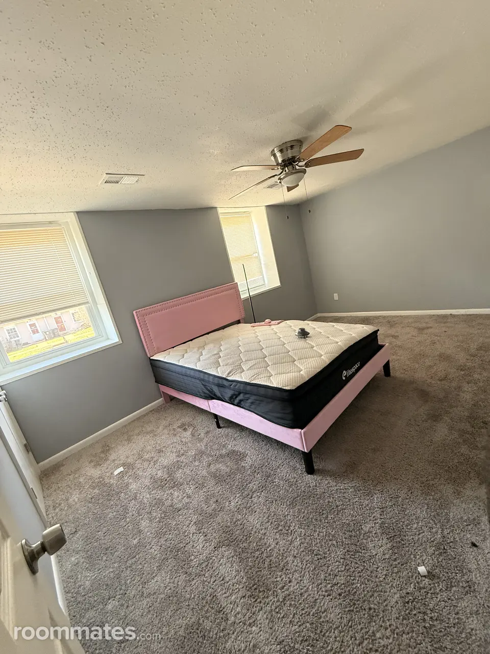 Profile photo 3 of 5