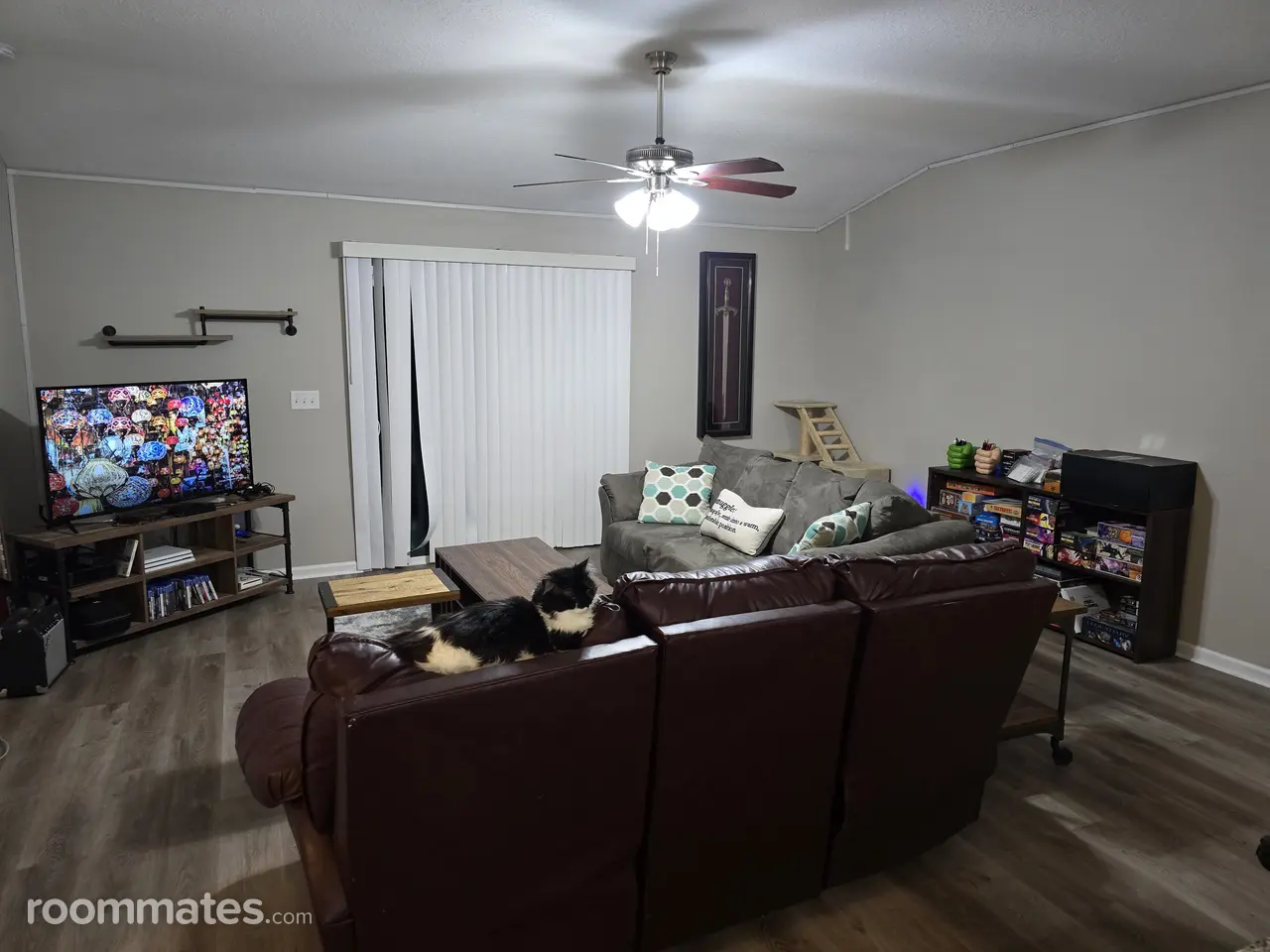 Profile photo 1 of 11