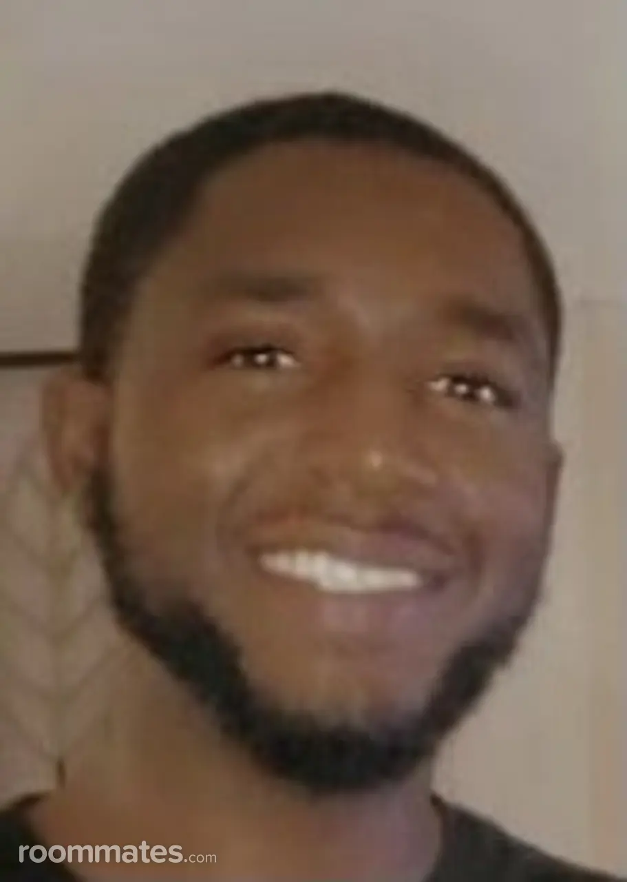 Profile photo 1 of 1