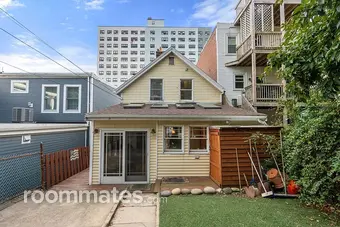 Room for rent in South Boston, MA $1099, house