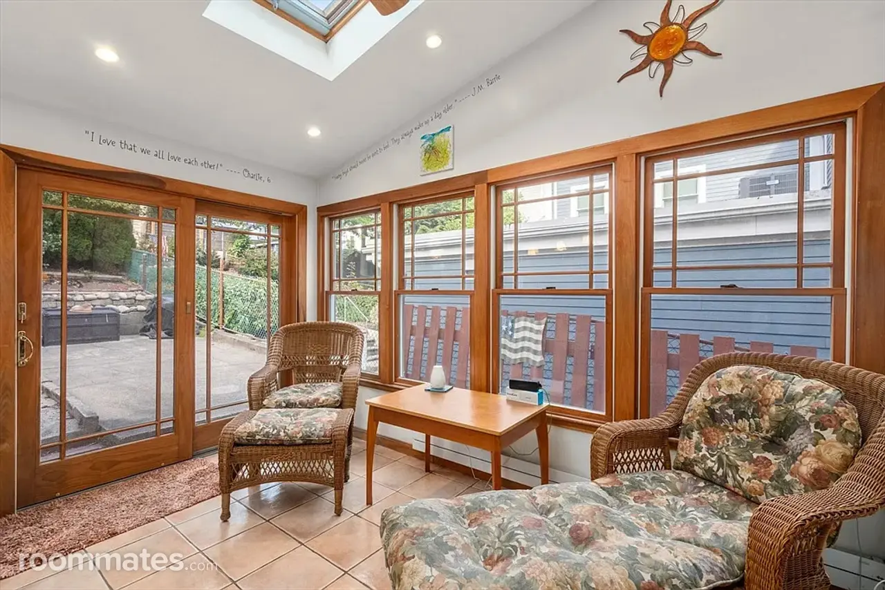 Profile photo 2 of 6