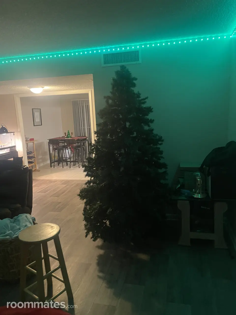 Profile photo 4 of 6