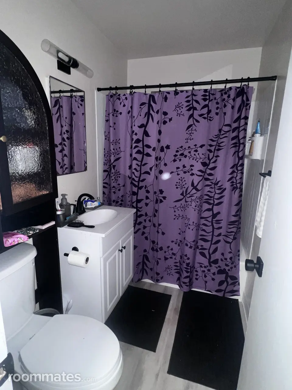 Profile photo 3 of 13