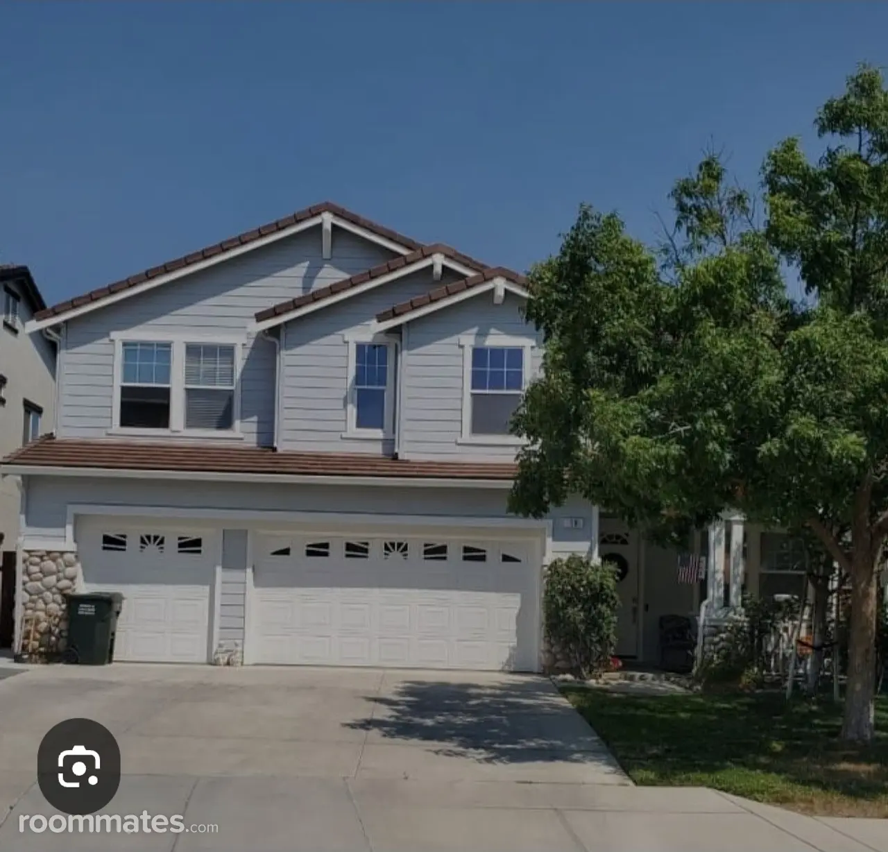 Profile photo 7 of 8